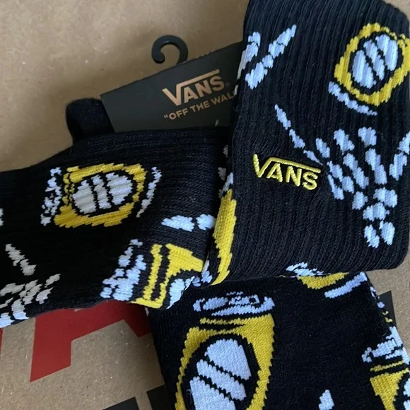 VANS “Off The Wall” Women’s socks - Picture 10 of 12